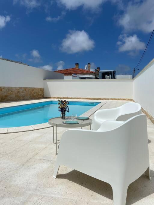 Charming Villa With Private Poll Alcobaca Exterior photo